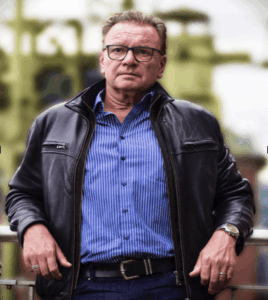 Wolfgang Kaes - Schriftsteller und preisgekrönter Journalist
